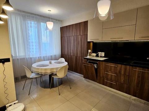 квартира за адресою Київ, Урлівська вул., 23-В