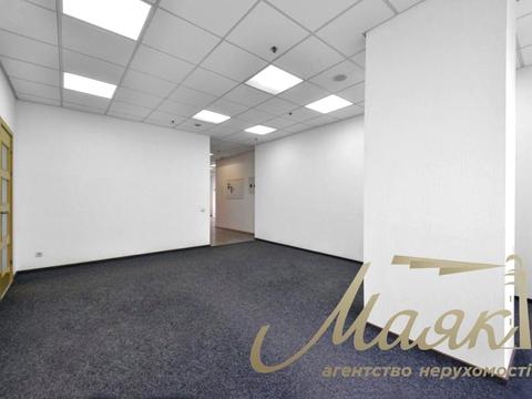 комерційна за адресою Антоновича вул. (Горького), 172