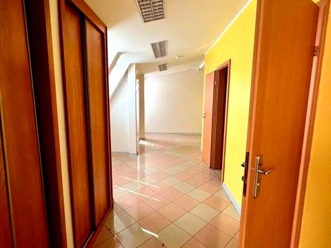 комерційна за адресою Володимирська вул., 97/37