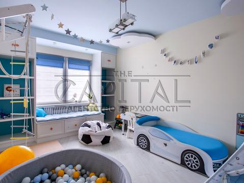 квартира за адресою Софії Русової вул., 3