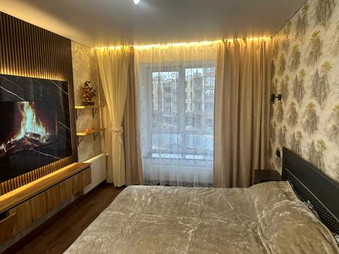 квартира за адресою Домбровського вул., 3