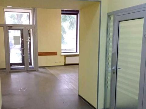 коммерческая по адресу Дерибасовская ул., 9