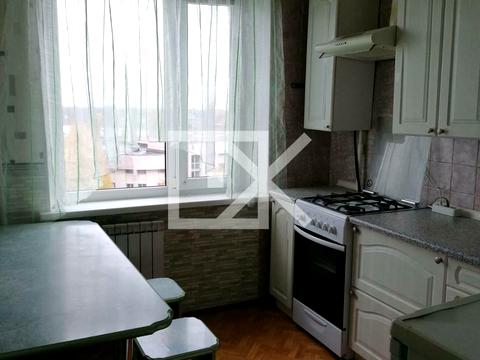 квартира за адресою Романа Шухевича просп. (Генерала Ватутіна), 30