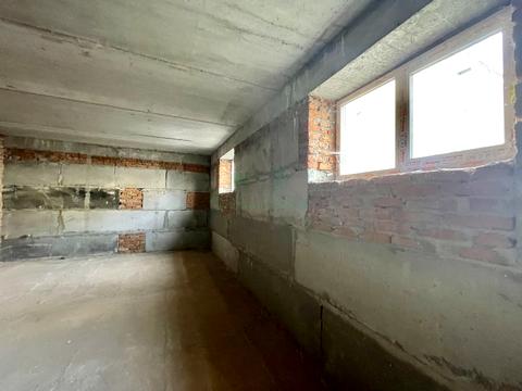комерційна за адресою Білокур, 3г