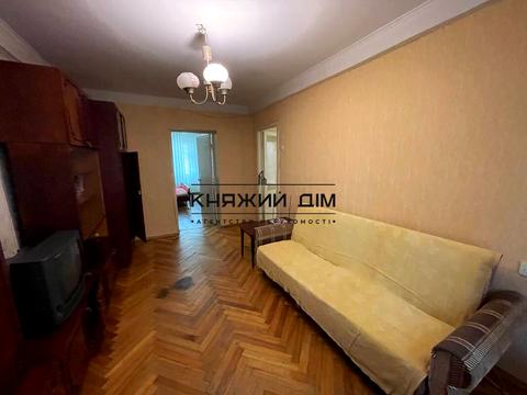 квартира за адресою Митрофана Довнар-Запольського вул., 4-Б