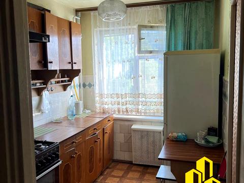 квартира за адресою Наукова вул., 52