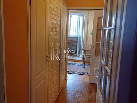 квартира за адресою Анни Ахматової вул., 6