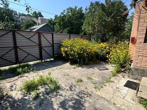 будинок за адресою Карпатської Січі вул. (Гвардійська)