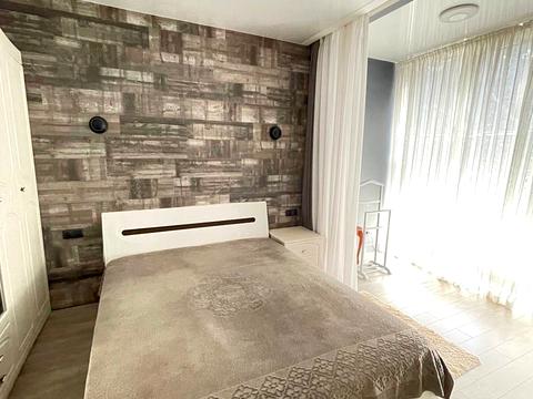 квартира по адресу Небесной Сотни просп. (Маршала Жукова), 111