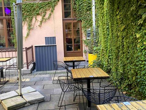 коммерческая по адресу Краковская ул., 3