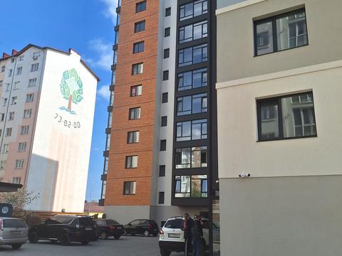 комерційна за адресою Юліана Целевича вул., 4-В