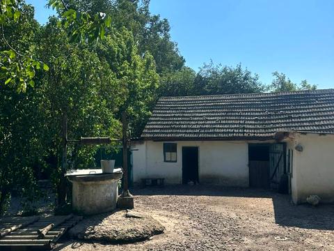 дом по адресу Космонавтів, 21
