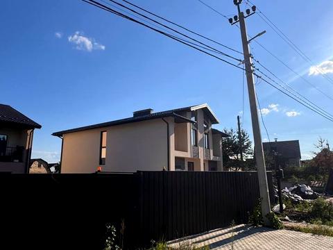 будинок за адресою Незалежності