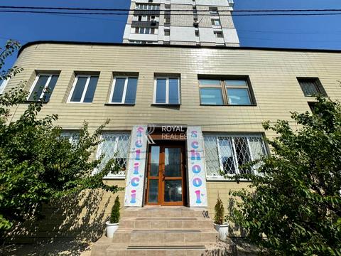 комерційна за адресою Митрополита Андрея Шептицького вул. (Анатолія Луначарського), 10