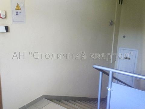 комерційна за адресою Кирилівська вул. (Фрунзе), 13-Д