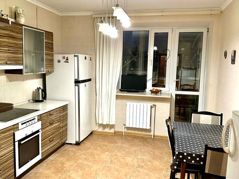 квартира за адресою Кадетський Гай вул., 3