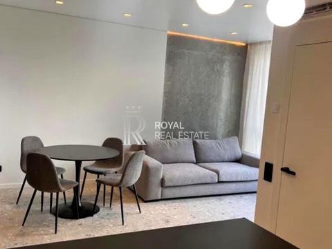квартира за адресою Дніпровська набережна вул., 7