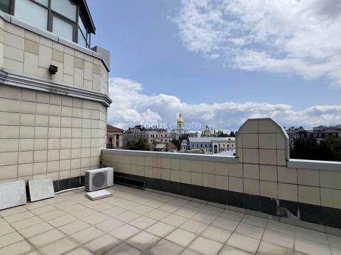 комерційна за адресою Велика Житомирська вул., 20