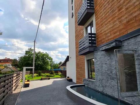 квартира за адресою Партизанська вул., 10
