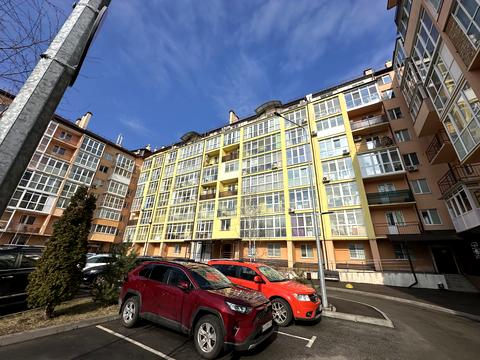 квартира за адресою Академіка Лебедєва вул., 1