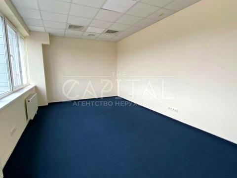 комерційна за адресою Сирецька вул., 5