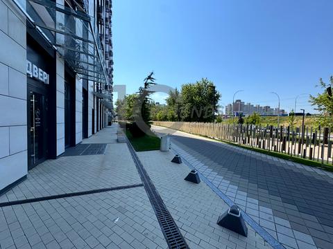 комерційна за адресою Академіка Заболотного вул., 1-А