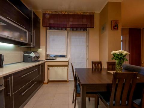 квартира за адресою Ромашкова вул., 10а