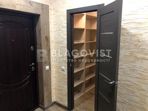 квартира за адресою Авіаконструктора Ігоря Сікорського вул. (Танкова), 4-Б