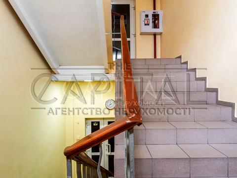 комерційна за адресою Дегтярівська вул., 45