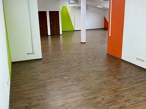 комерційна за адресою Межигірська вул., 87-А