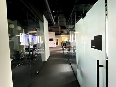 коммерческая по адресу Антоновича ул. (Горького), 74