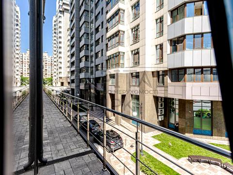 комерційна за адресою Київ, Андрія Верхогляда вул. (Михайла Драгомирова), 14-А