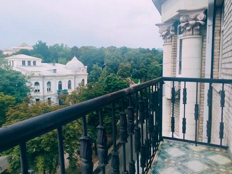 квартира за адресою  Українських Героїв пл. (Льва Толстого), 5а