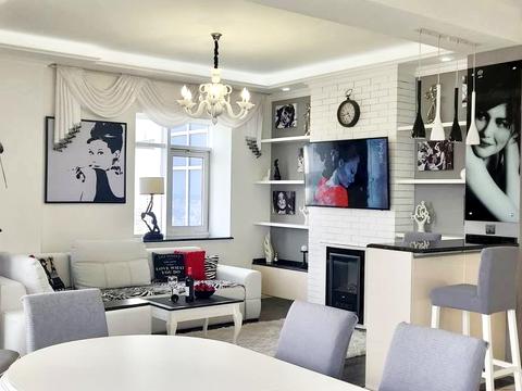 квартира за адресою Дніпровська набережна вул., 1