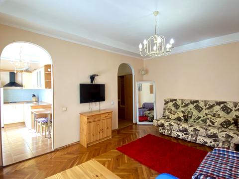 квартира за адресою Велика Васильківська вул. (Червоноармійська), 112