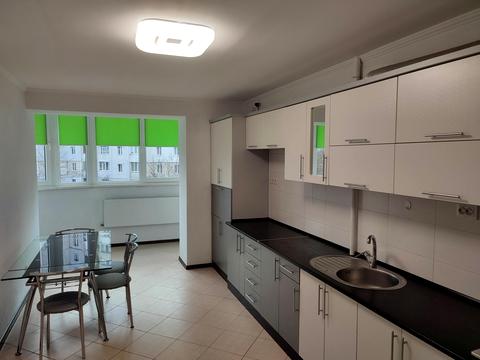квартира за адресою Василя Симоненка вул., 45