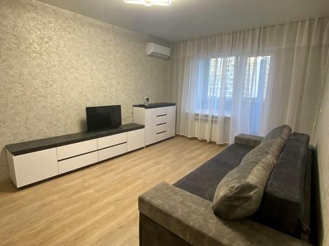 квартира по адресу Ревуцкого ул., 18-А