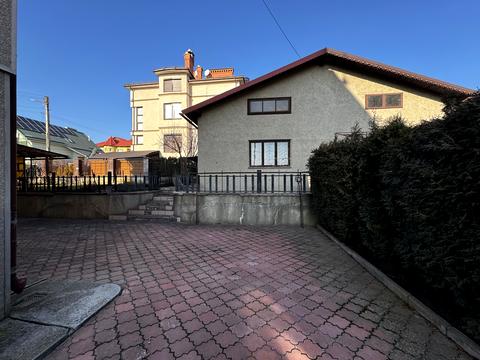 будинок за адресою Івано-Франківськ, Ольжича