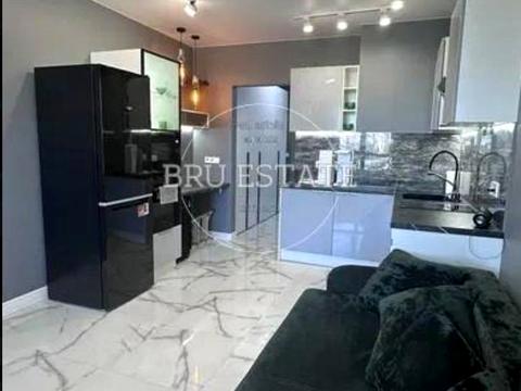 квартира за адресою Дніпровська набережна вул., 14-К