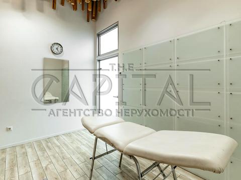 комерційна за адресою Старонаводницька вул., 6