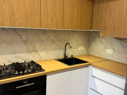 квартира за адресою Карла Мікльоша вул., 20а