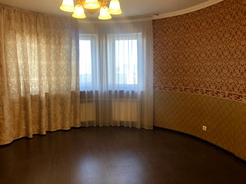квартира за адресою Анни Ахматової вул., 13-Д