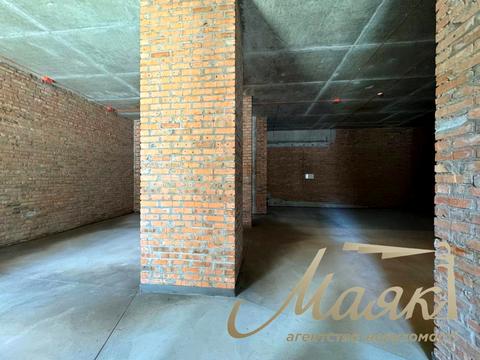 комерційна за адресою Василя Тютюнника вул. (Анрі Барбюса), 39