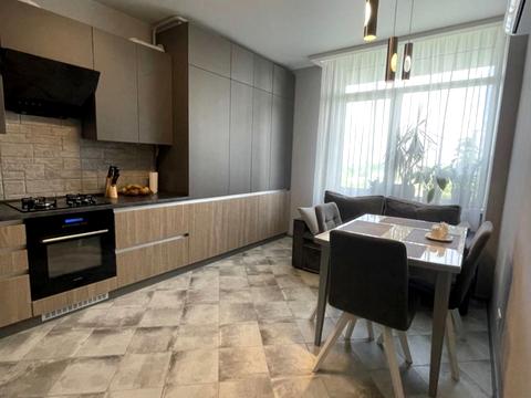 квартира за адресою Юнацька вул., 17