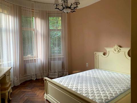 квартира за адресою Хорватська вул., 19