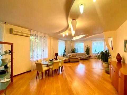 квартира за адресою Шовковична вул., 13/2