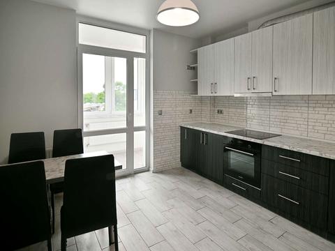 квартира за адресою Степана Бандери вул., 1е