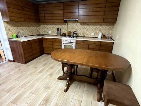 дом по адресу с. Тараканов, Залізнична, 39