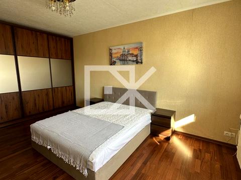 квартира по адресу Ларисы Руденко ул., 5