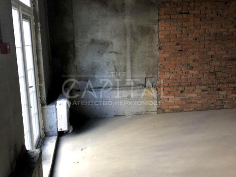 комерційна за адресою Михайла Максимовича вул. (Онуфрія Трутенка), 24